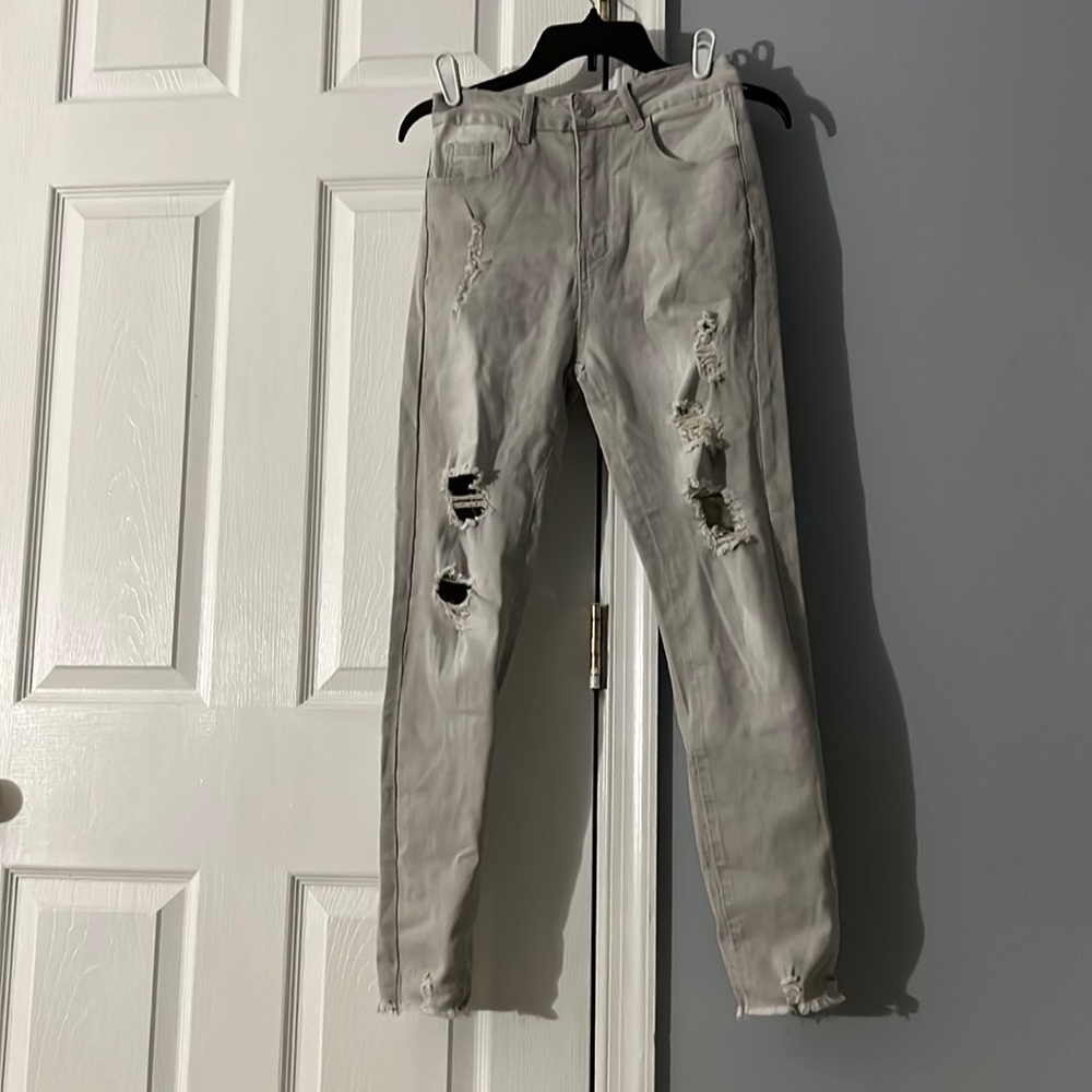 Grey skinny jeans